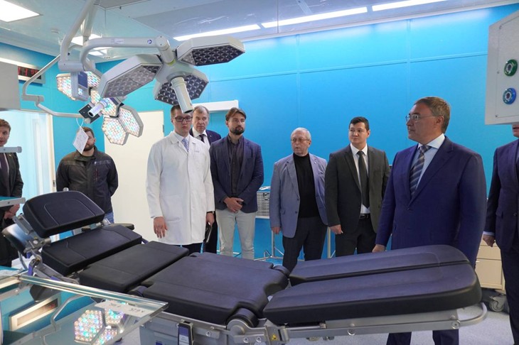 Глава Минобрнауки Валерий Фальков оценил инфраструктуру Института мозга человека РАН